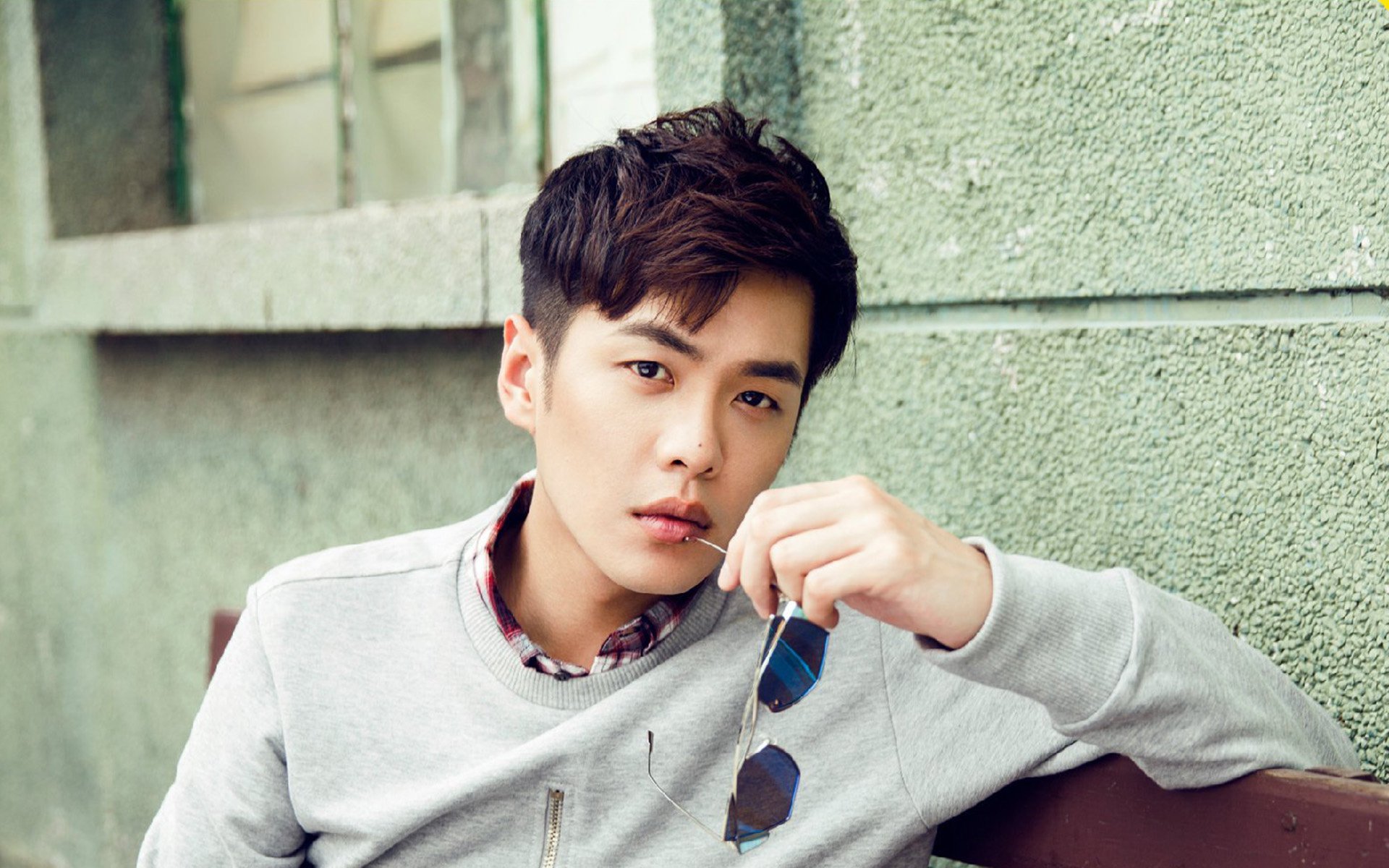 2025世俱杯赛程-失误多发：上海队全场失误达20次，追分未果！，上海队队员