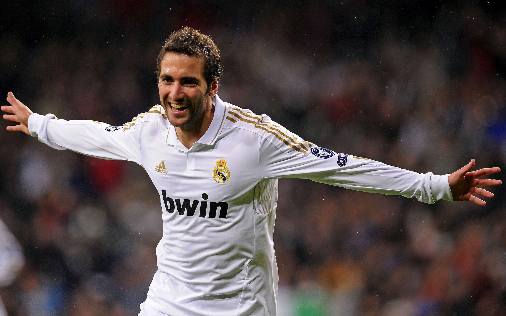 世俱杯网站-山东泰山球员赛后采访，山东泰山球员留言